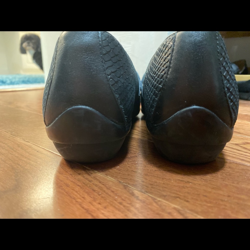 Dansko Size 9.5 - image 3